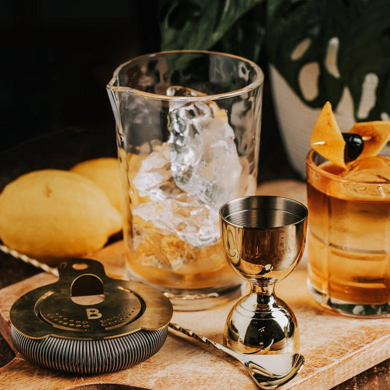 The Stirred Cocktail Set - Bull In China